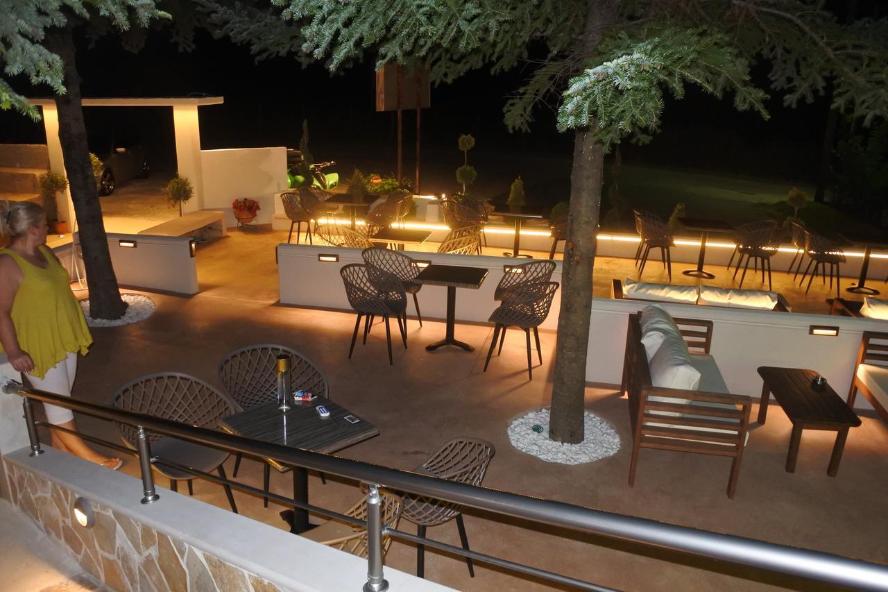 Hotel Konaki Arnaia Zewnętrze zdjęcie